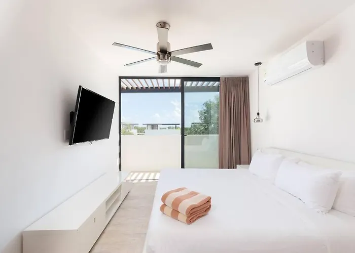 Magnifico Ph Three Bedroom En Park By Sandy Powerful
